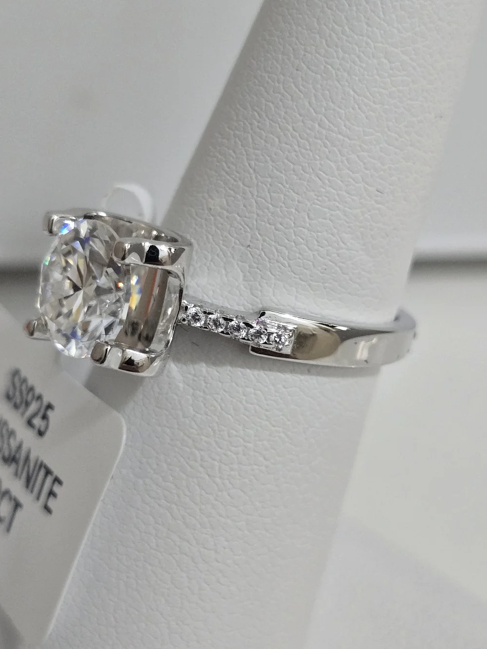 2 CT Round Moissanite Solitaire Ring